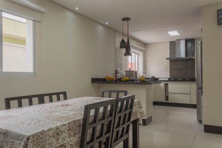 Casa à venda com 189m², 3 quartos e 2 vagas Casa à venda com 189m², 3 quartos e 2 vagasCopa