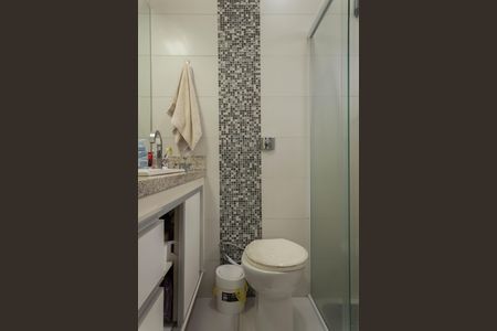 Casa à venda com 189m², 3 quartos e 2 vagas Casa à venda com 189m², 3 quartos e 2 vagasBanheiro da Suíte 1