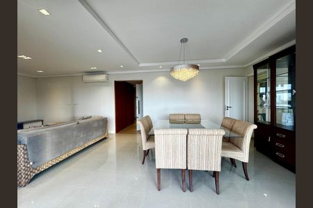 Apartamento à venda com 190m², 3 quartos e 4 vagas