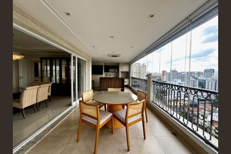 Apartamento à venda com 190m², 3 quartos e 4 vagas