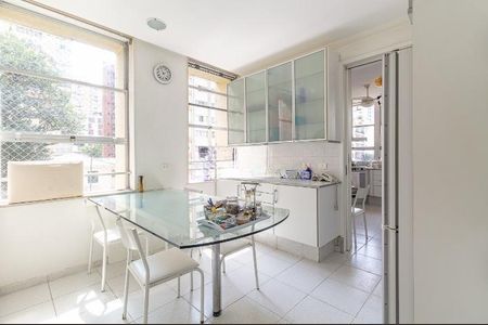 Apartamento à venda com 300m², 4 quartos e 3 vagas