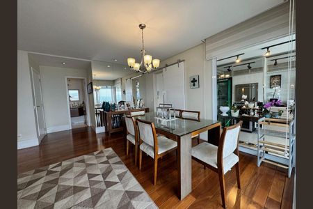 Apartamento à venda com 162m², 3 quartos e 3 vagas