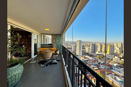 Apartamento à venda com 223m², 4 quartos e 4 vagas