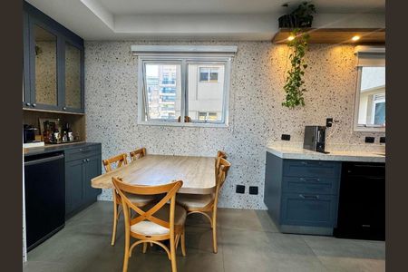 Apartamento à venda com 223m², 4 quartos e 4 vagas