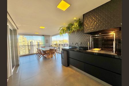 Apartamento à venda com 223m², 4 quartos e 4 vagas