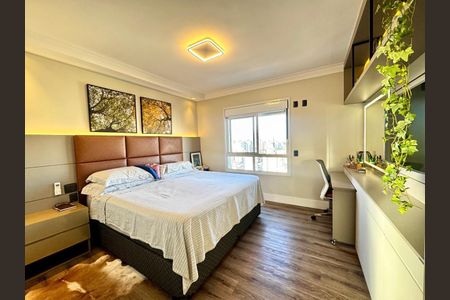 Apartamento à venda com 223m², 4 quartos e 4 vagas