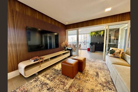 Apartamento à venda com 4 quartos, 223m² em Vila Romana, São Paulo