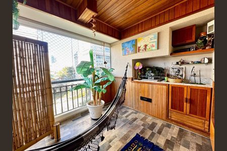 Apartamento à venda com 172m², 4 quartos e 3 vagas