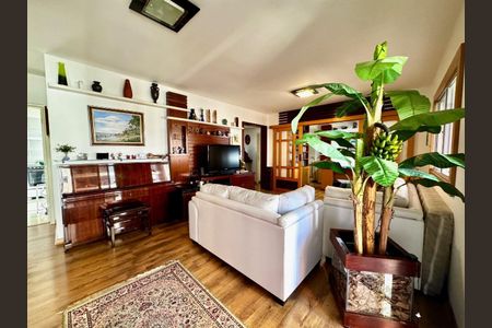 Apartamento à venda com 172m², 4 quartos e 3 vagas