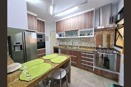Apartamento à venda com 99m², 3 quartos e 2 vagas