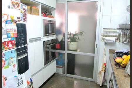 Apartamento à venda com 137m², 3 quartos e 2 vagas