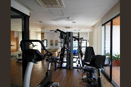 Apartamento à venda com 67m², 1 quarto e 1 vaga