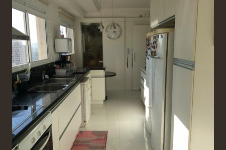 Apartamento à venda com 172m², 4 quartos e 3 vagas