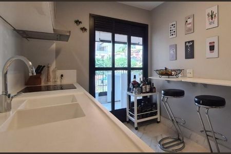 Apartamento à venda com 116m², 2 quartos e 2 vagas