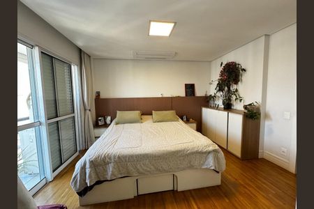 Apartamento à venda com 172m², 3 quartos e 3 vagas