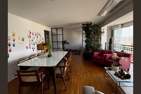 Apartamento à venda com 3 quartos, 172m² em Vila Romana, São Paulo