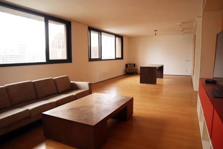 Apartamento à venda com 3 quartos, 164m² em Jardim Paulistano, São Paulo