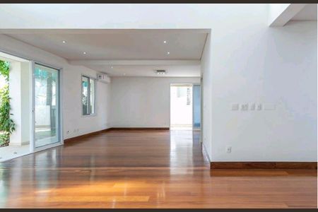 Casa de Condomínio à venda com 4 quartos, 853m² em Jardim Petropolis, São Paulo