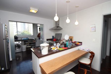 Apartamento à venda com 157m², 3 quartos e 1 vaga