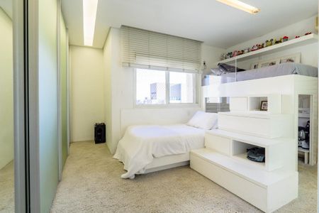 Apartamento à venda com 565m², 4 quartos e NaN vagas