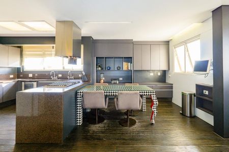 Apartamento à venda com 565m², 4 quartos e NaN vagas