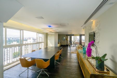 Apartamento à venda com 565m², 4 quartos e NaN vagas