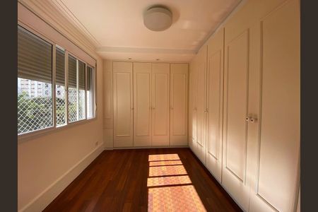 Apartamento à venda com 3 quartos, 207m² em Jardim Paulista, São Paulo