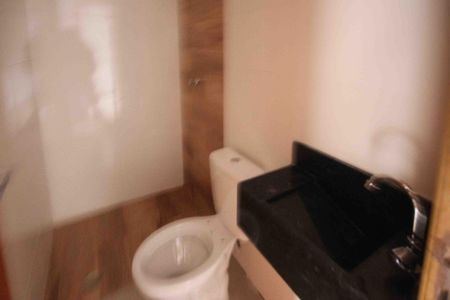 Apartamento à venda com 36m², 2 quartos e sem vaga Apartamento à venda com 36m², 2 quartos e sem vagaBanheiro