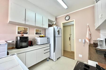 Apartamento à venda com 78m², 2 quartos e 1 vaga Apartamento à venda com 78m², 2 quartos e 1 vagaCozinha