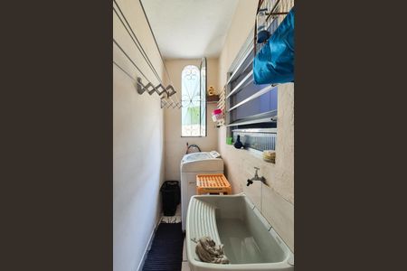 Casa à venda com 303m², 2 quartos e 1 vaga Casa à venda com 303m², 2 quartos e 1 vagaÁrea de Serviço