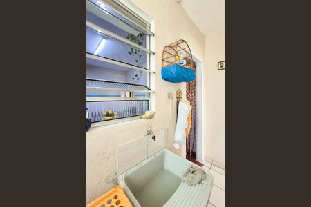 Casa à venda com 303m², 2 quartos e 1 vaga Casa à venda com 303m², 2 quartos e 1 vagaÁrea de Serviço