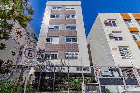 Apartamento à venda com 65m², 2 quartos e 1 vaga Apartamento à venda com 65m², 2 quartos e 1 vagaFachada