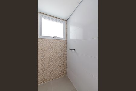 Apartamento à venda com 65m², 2 quartos e 1 vaga Apartamento à venda com 65m², 2 quartos e 1 vagaBanheiro da Suíte