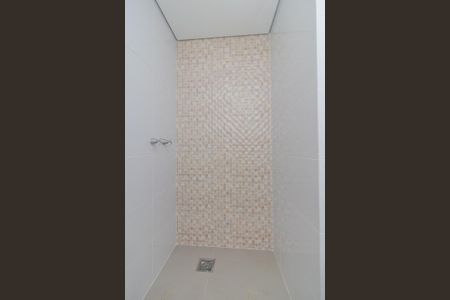 Apartamento à venda com 61m², 2 quartos e 1 vaga Apartamento à venda com 61m², 2 quartos e 1 vagaBanheiro