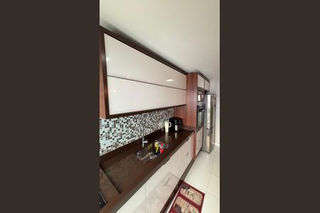 Apartamento à venda com 70m², 2 quartos e 1 vaga Apartamento à venda com 70m², 2 quartos e 1 vagaCozinha