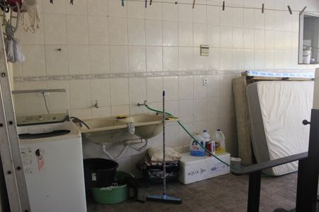 Casa à venda com 180m², 4 quartos e 4 vagasLavanderia