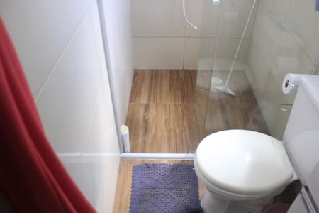 Casa à venda com 180m², 4 quartos e 4 vagasBanheiro da edícula