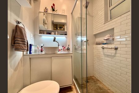 Apartamento à venda com 86m², 2 quartos e sem vaga Apartamento à venda com 86m², 2 quartos e sem vagaSuíte