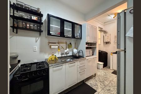 Apartamento à venda com 86m², 2 quartos e sem vaga Apartamento à venda com 86m², 2 quartos e sem vagaCozinha
