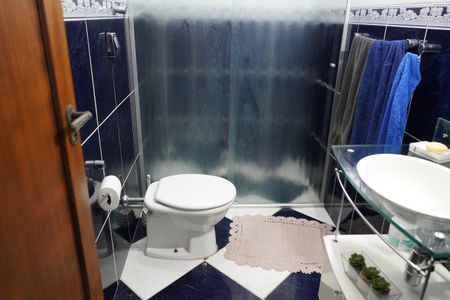 Casa à venda com 125m², 3 quartos e 2 vagasBanheiro Social