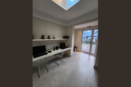 Apartamento à venda com 51m², 2 quartos e 1 vaga Apartamento à venda com 51m², 2 quartos e 1 vagaEscritório