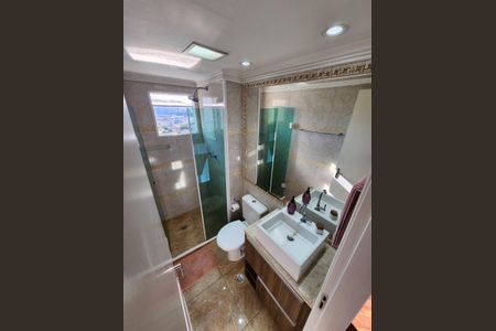 Apartamento à venda com 51m², 2 quartos e 1 vaga Apartamento à venda com 51m², 2 quartos e 1 vagaBanheiro