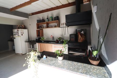 Casa à venda com 125m², 3 quartos e 3 vagasChurrasqueira