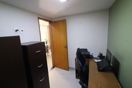 Casa à venda com 125m², 3 quartos e 3 vagasEscritório