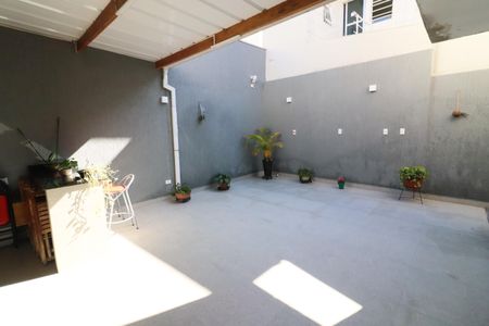 Casa à venda com 125m², 3 quartos e 3 vagasQuintal