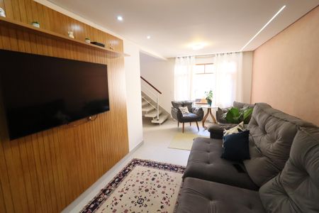 Casa à venda com 125m², 3 quartos e 3 vagasSala