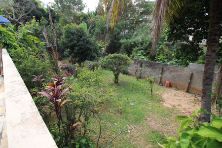 Casa de condomínio à venda com 144m², 3 quartos e 2 vagasQuintal