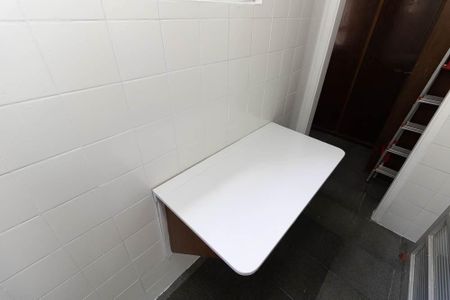Apartamento para alugar com 75m², 2 quartos e 1 vaga Apartamento para alugar com 75m², 2 quartos e 1 vagaLavanderia