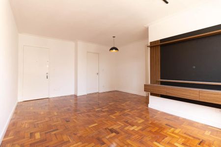 Apartamento para alugar com 75m², 2 quartos e 1 vaga Apartamento para alugar com 75m², 2 quartos e 1 vagaSala
