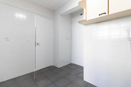 Apartamento para alugar com 75m², 2 quartos e 1 vaga Apartamento para alugar com 75m², 2 quartos e 1 vagaCozinha